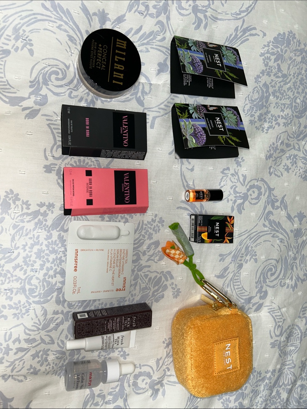 NEST Mini Travel Pouch with Dime & Innisfree Skincare Set